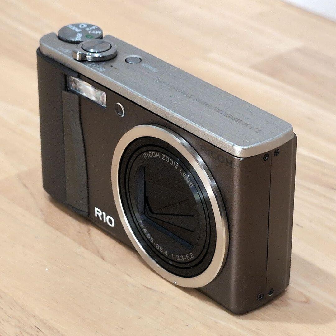 RICOH R10 / 純正充電器 ・ 純正バッテリー