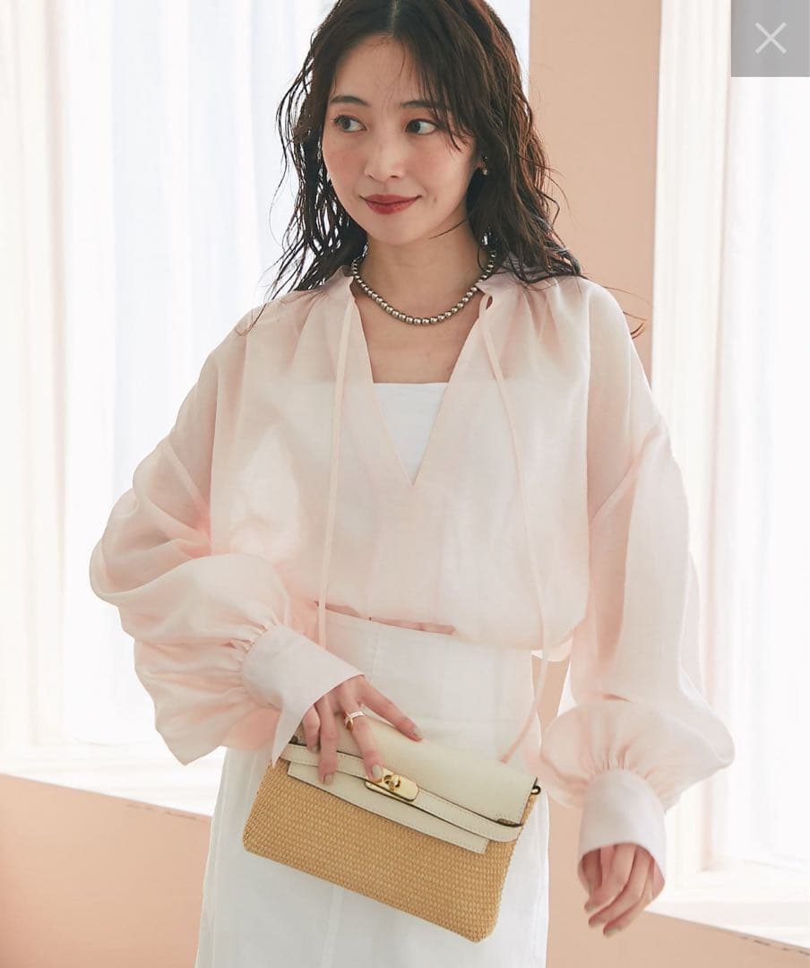 シアーシャツブラウス