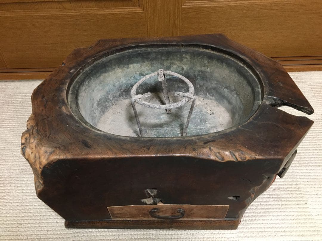 アンティーク 一本丸太削り出し 無垢材 火鉢 囲炉裏 古家具 古道具 蔵出し