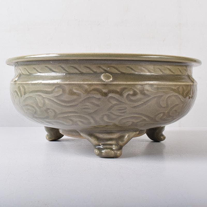 中国　龍泉窯　青磁　花文　三つ足大香炉　M　R8769