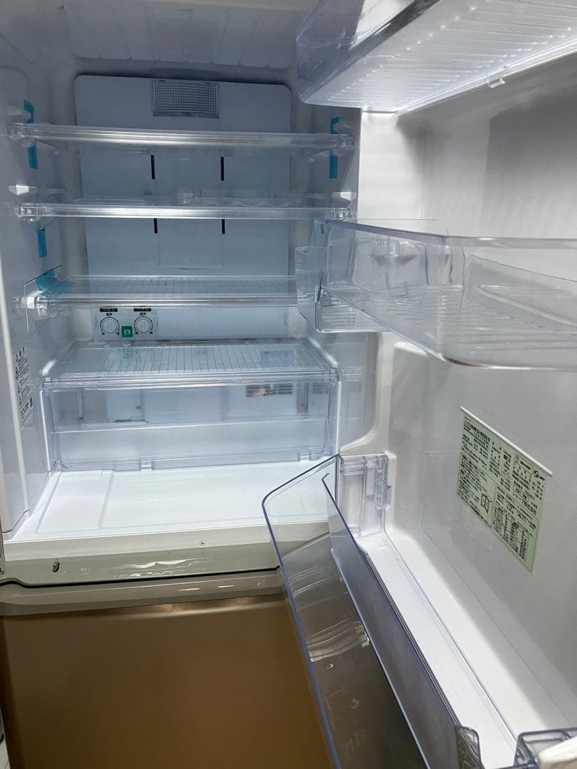 冷蔵庫　Sharp 2021年製　美品
