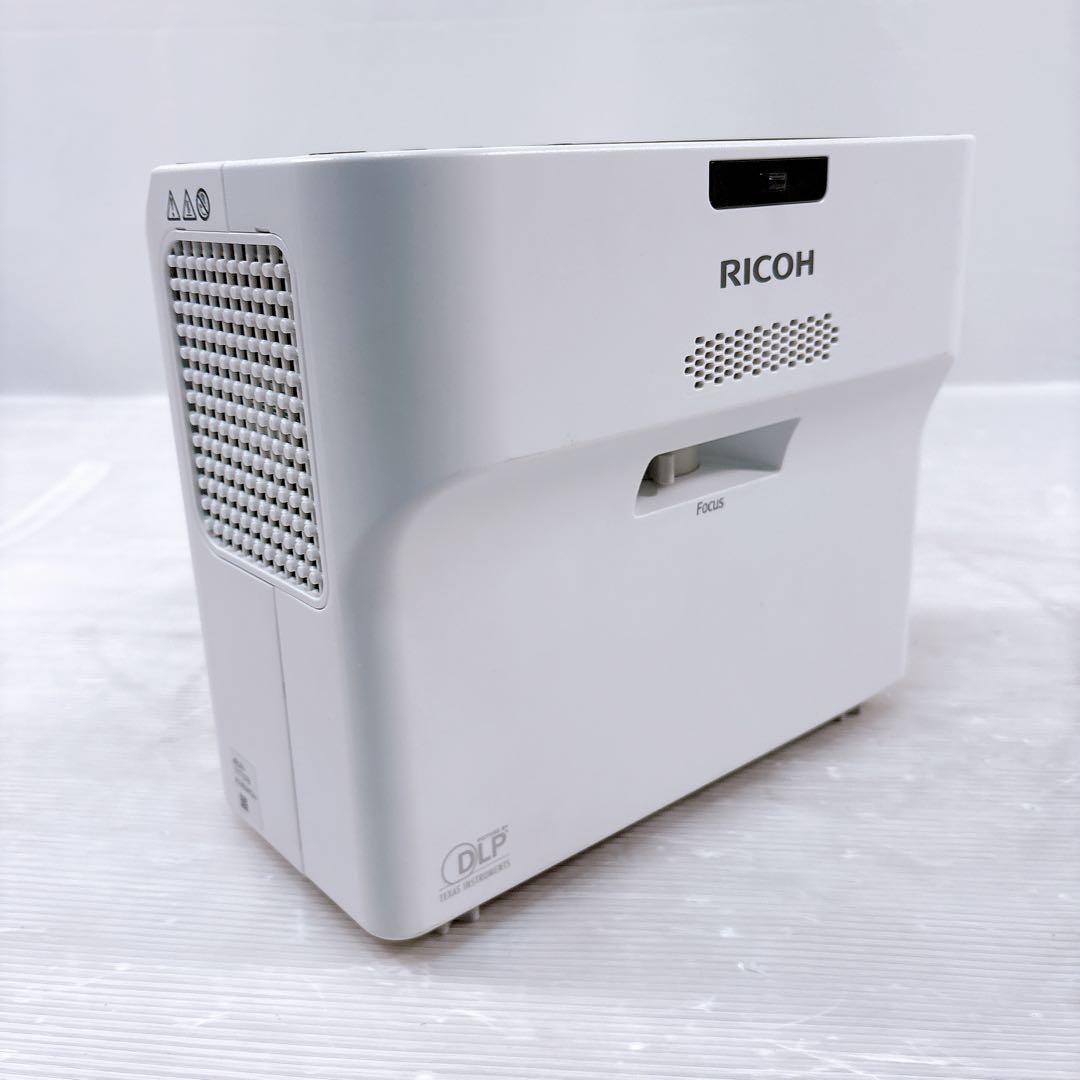 【極美品】RICOH リコー PJ WX4152 プロジェクター ケース付き
