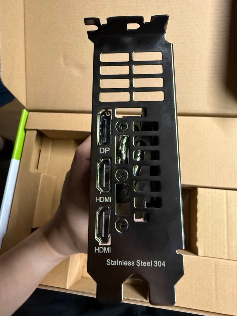 グラフィックボード・グラボ・ビデオカード ASUS GeForce RTX 5060 8GB LP