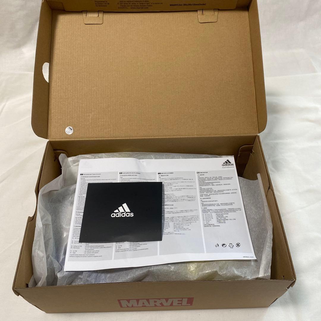 アディダス　プレデターフリーク.1FG