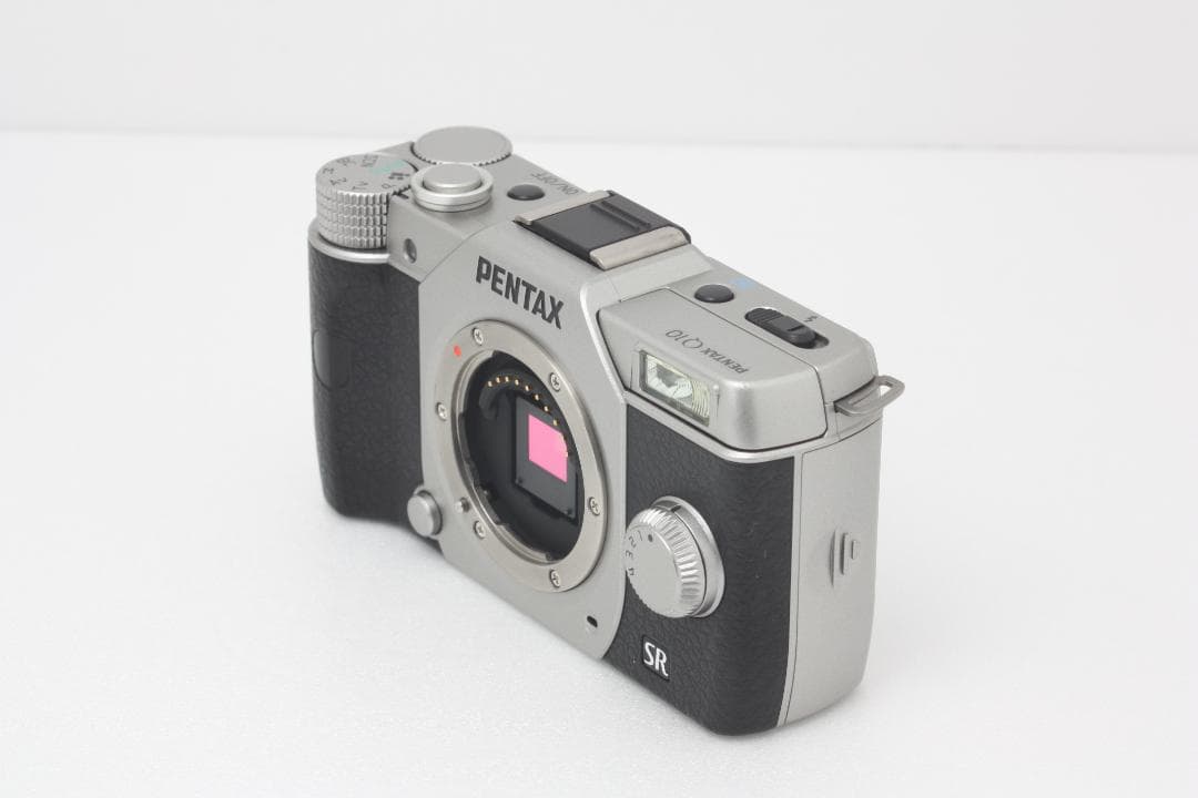 【良品】ペンタックス PENTAX Q10 ボディ シルバー 完動品 #353a