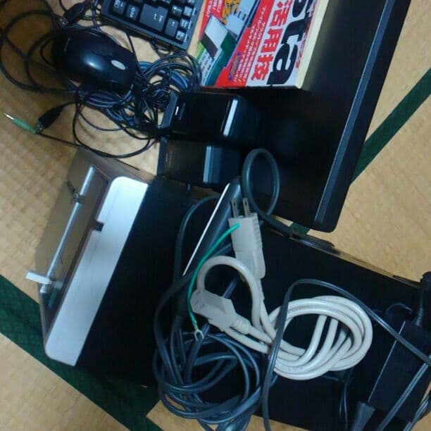 BENQ パソコン一式とパソコン関連書籍