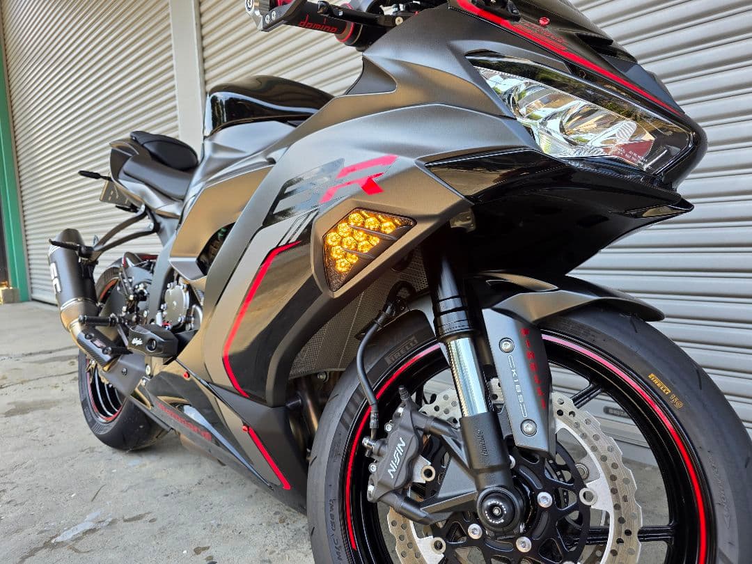 TST　カワサキ　Ninja用フロントウインカー