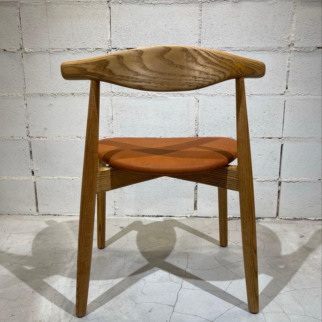 天然木無垢材　エルボーチェア　ダイニングチェア　本革　北欧スタイル　リプロダクト