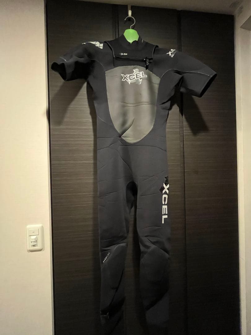 XCEL エクセル　ウエットスーツ　シーガル　サイズLT 2mm