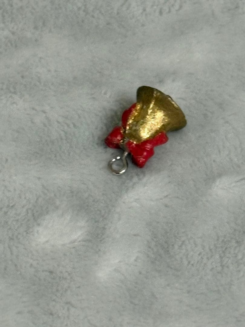 ハローキティ　サンリオ　クリスマスツリー　ライト・メロディー付き