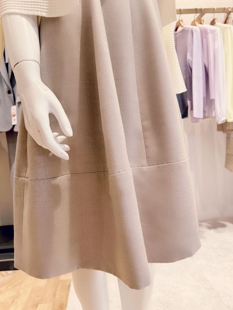 FOXEY ♡Lady Bouquet♡美品ベージュワンピース38レザーベルト付