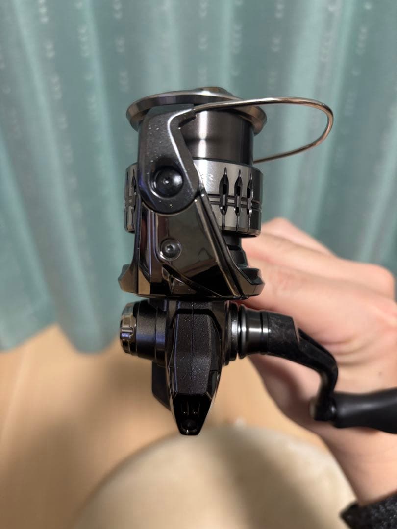 シマノ　２５コンプレックスＸＲ　Ｃ２５００Ｆ４　ＸＧ　ＳＨＩＭＡＮＯ