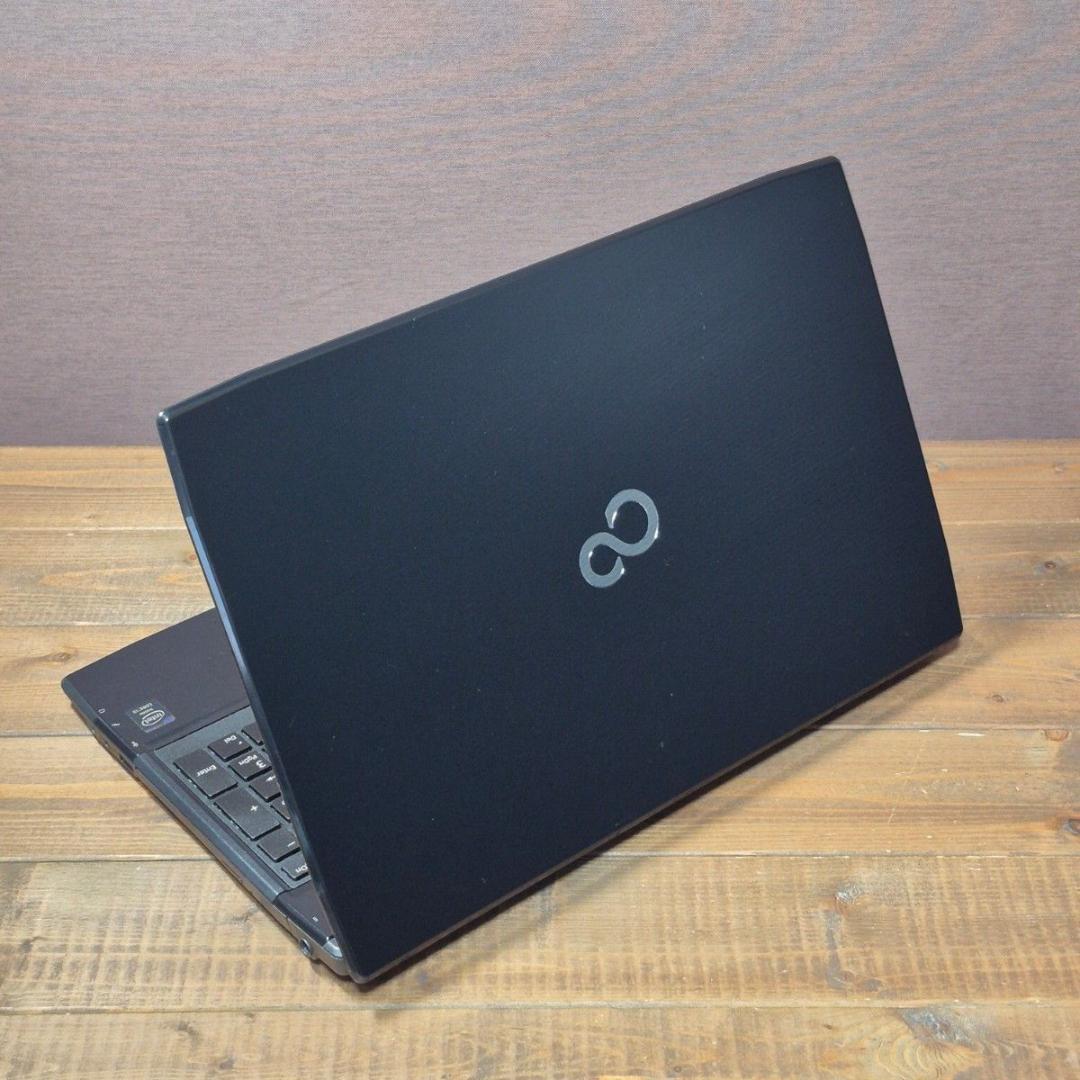 在宅ワークに！Windows11 薄型 ノートパソコン 初心者設定済 192