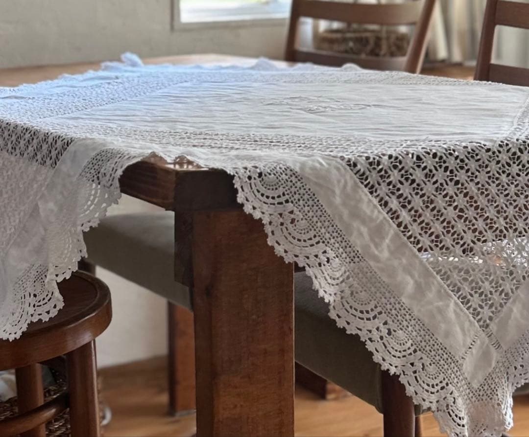 ヴィンテージ　刺繍レース　テーブルクロス　イギリス製