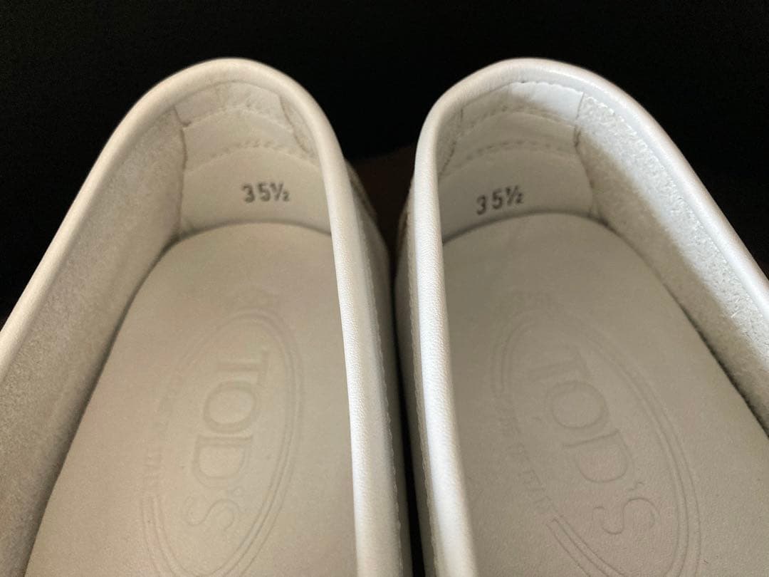 TOD'S トッズ ドライビングシューズモカシン スリッポン 22.5 美品