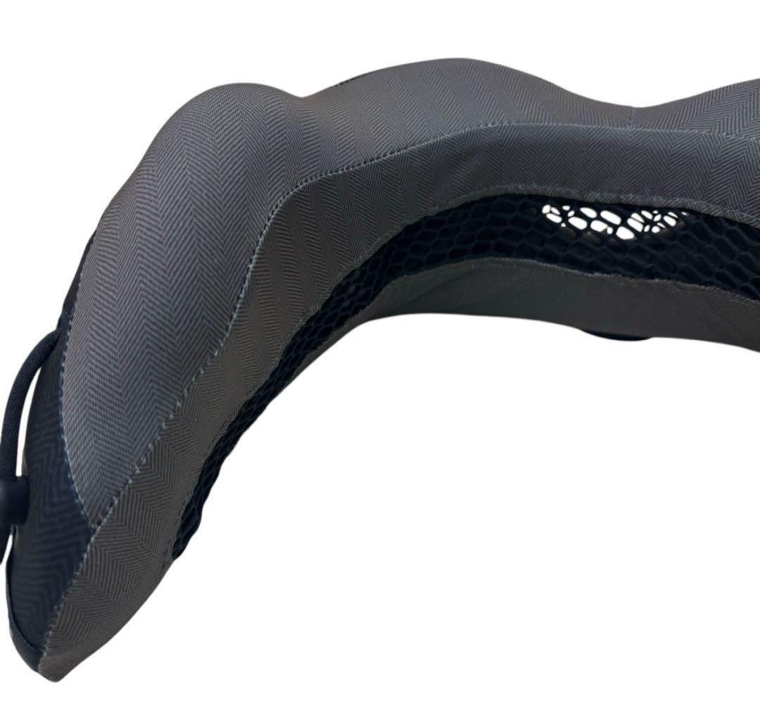 きんちゃん　ネックピロー中古　Cabeau