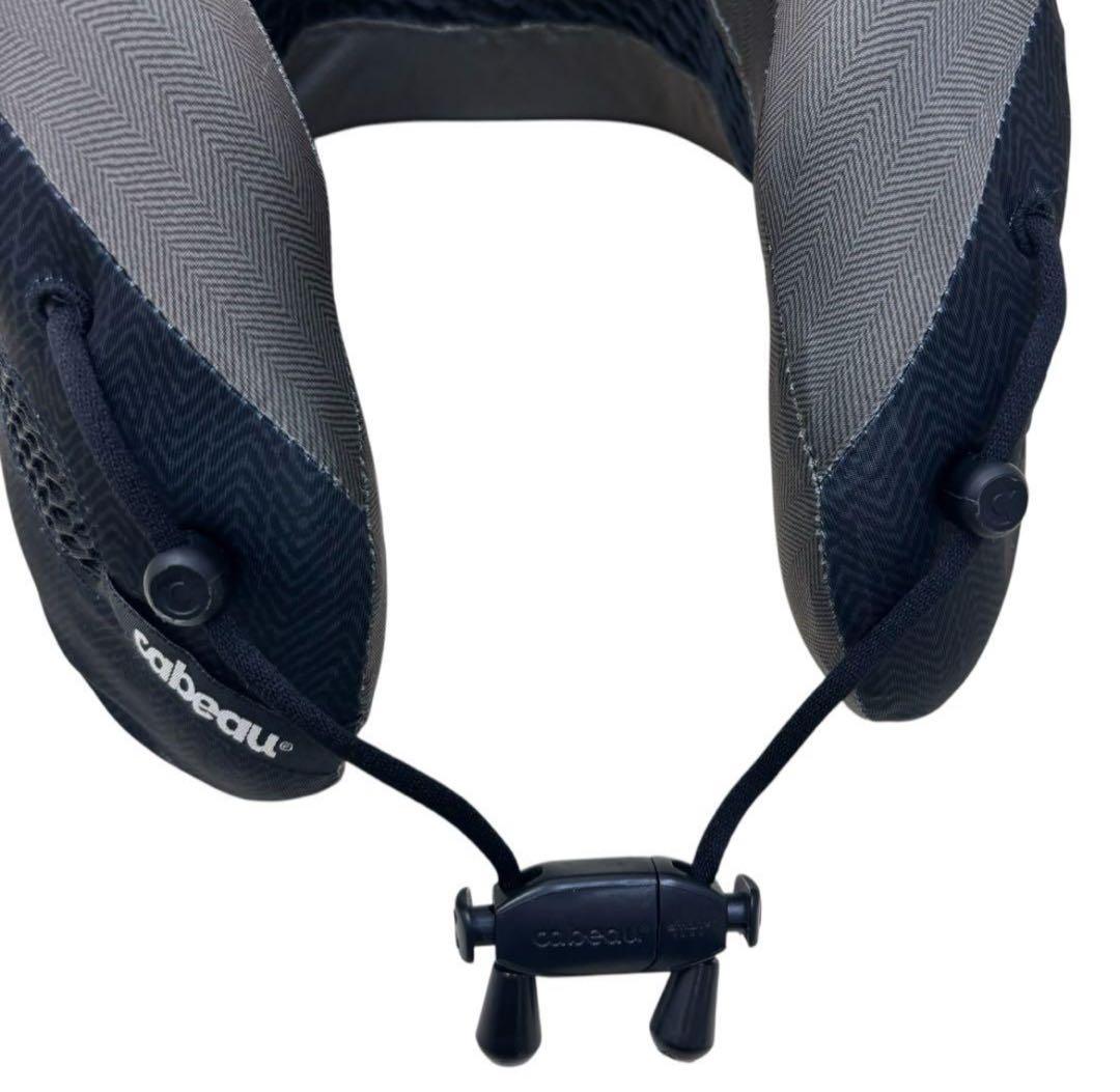 きんちゃん　ネックピロー中古　Cabeau