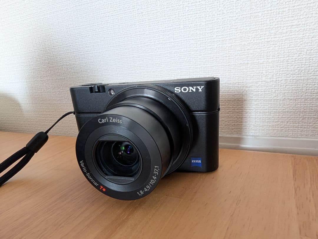 デジカメSONY Cyber shot DSC-RX100