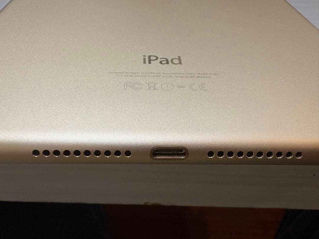 iPad本体 Apple iPad mini 4 16GB MODEL A1550