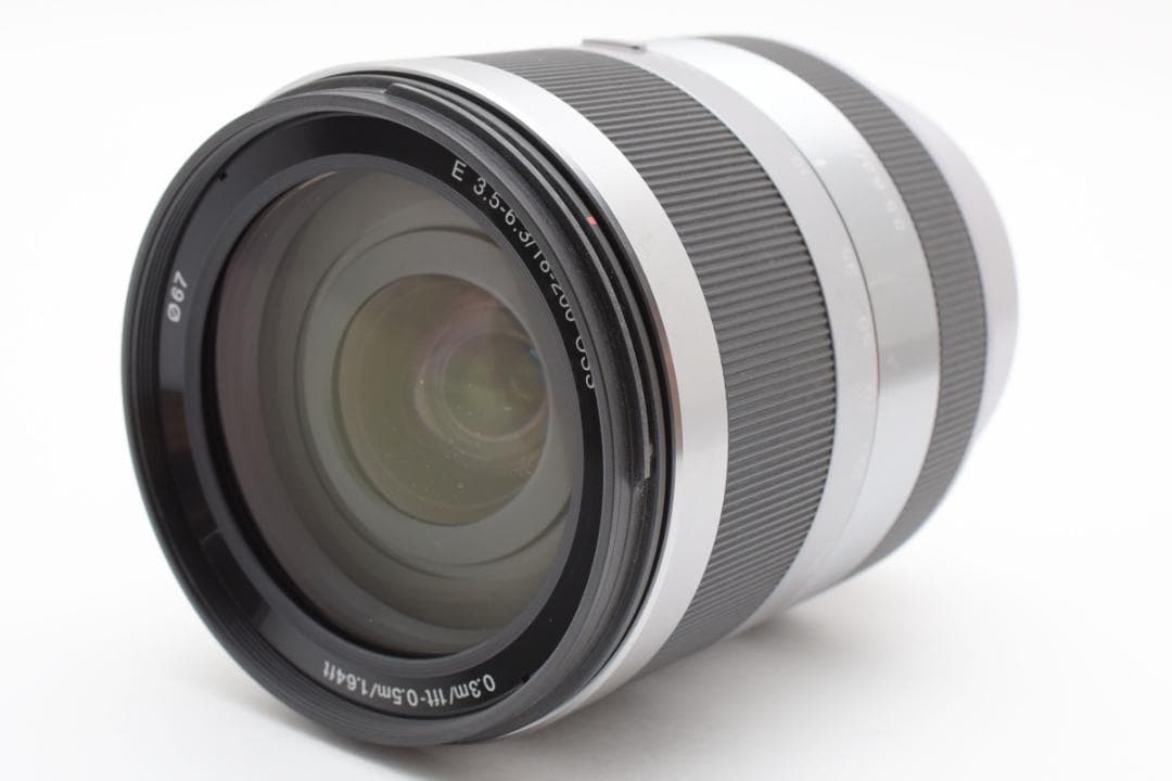 美品　E 18-200mm 3.5-6.3 シルバー SEL18200 M503
