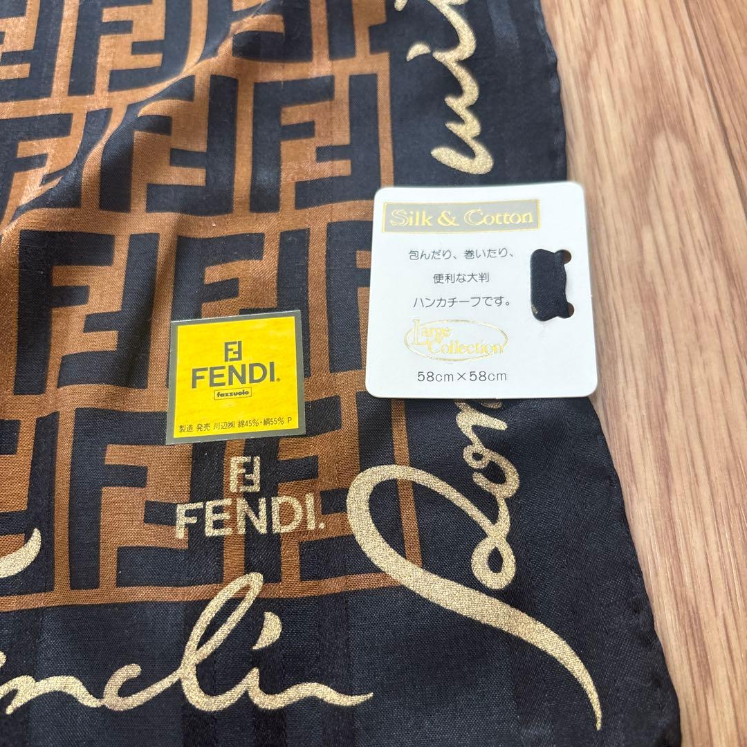 H*a様 FENDI 大判ハンカチ スカーフ 2点セット　新品　未使用フェンディ