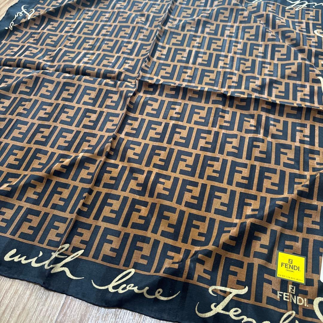 H*a様 FENDI 大判ハンカチ スカーフ 2点セット　新品　未使用フェンディ