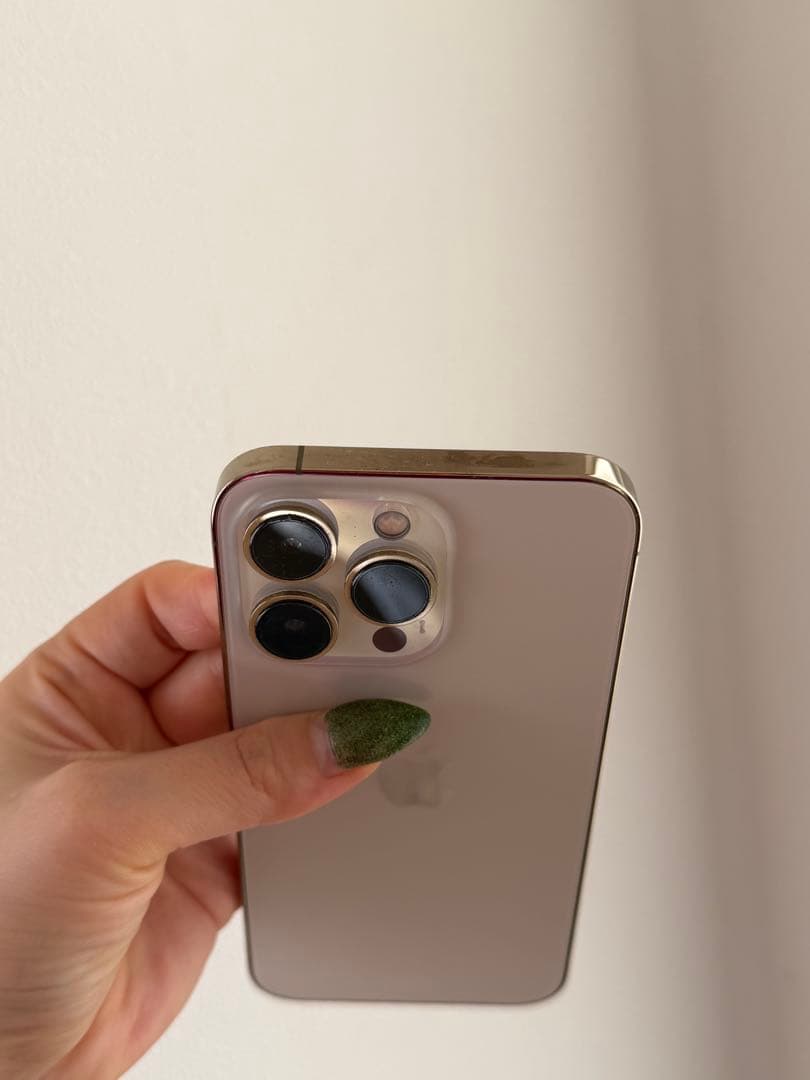 Apple iPhone 13 Pro Gold 本体 無音シャッター