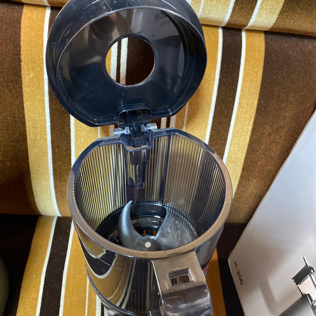 HUROM コールドプレスジューサー　H200