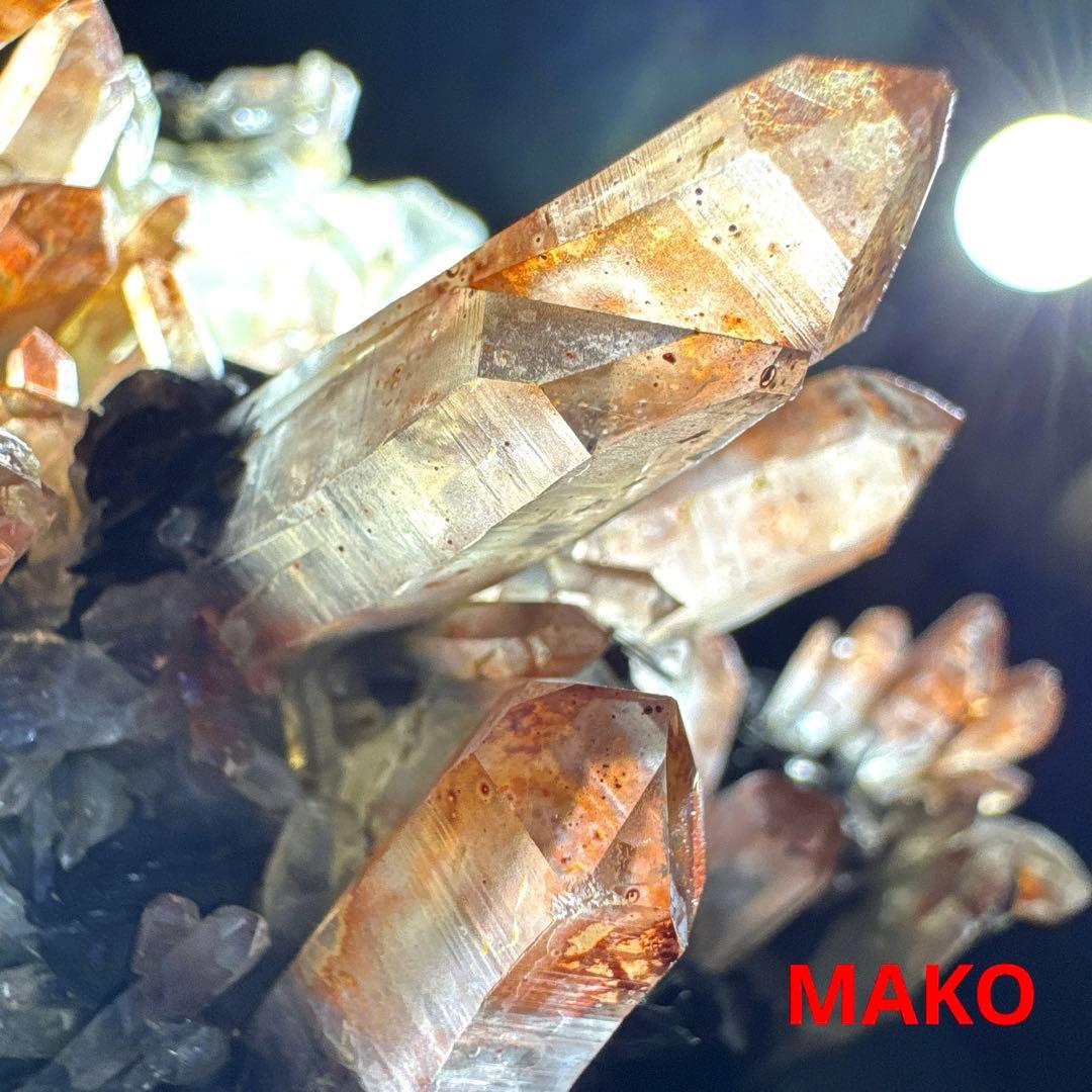 M1794☆アイアンローズ共生赤水晶クラスター1.7Kg☆広東省産☆N20720