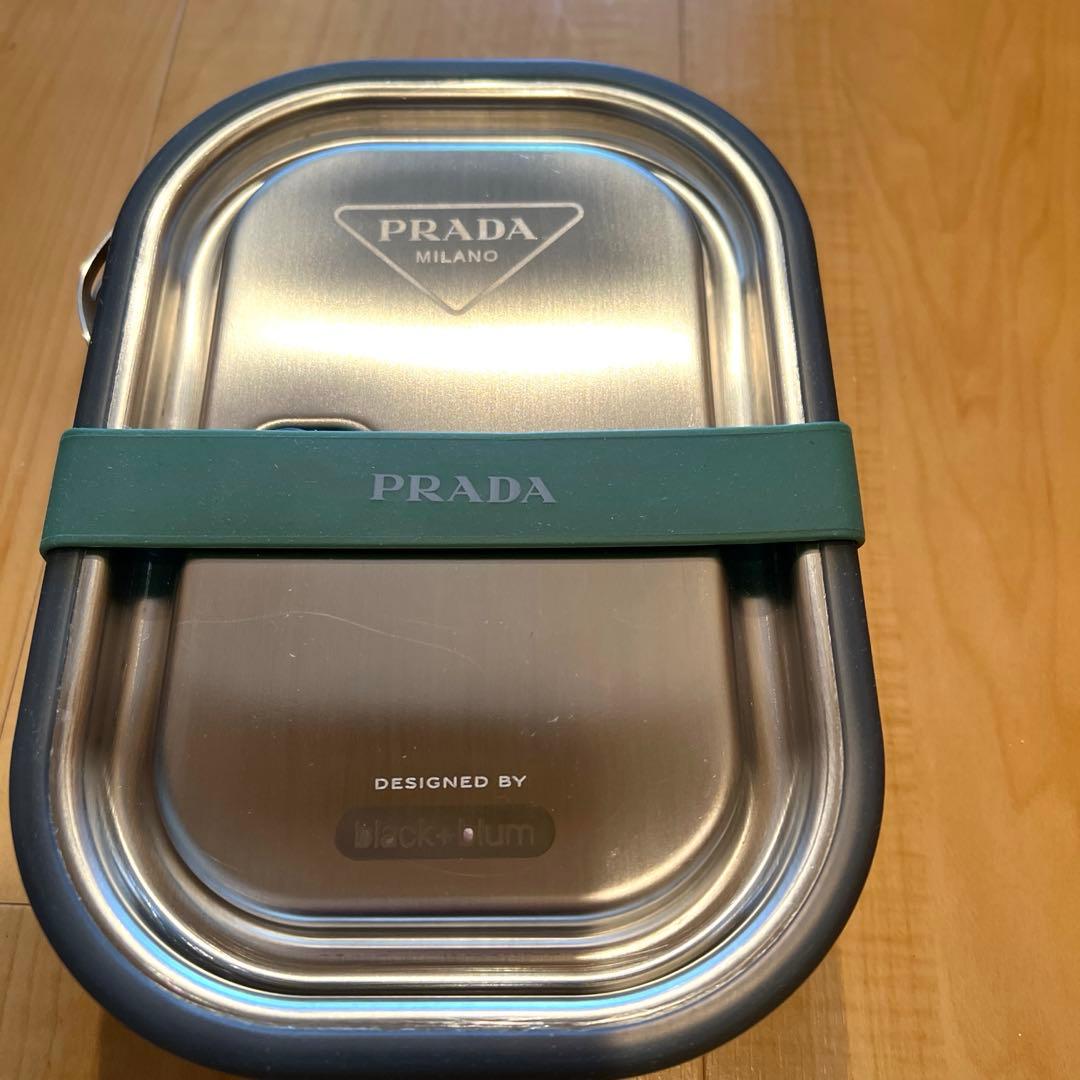 PRADA ランチボックス　新品
