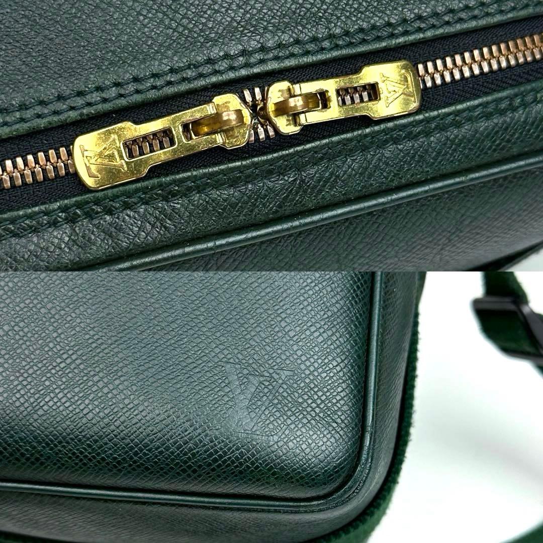 ふきルイヴィトン タイガ リポーターPM M30154 ショルダーバッグ緑