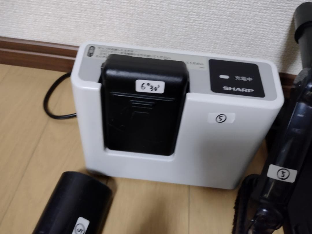 シャープ★掃除機★EC-AR7-N★2022年製★バッテリーの状態良好★5