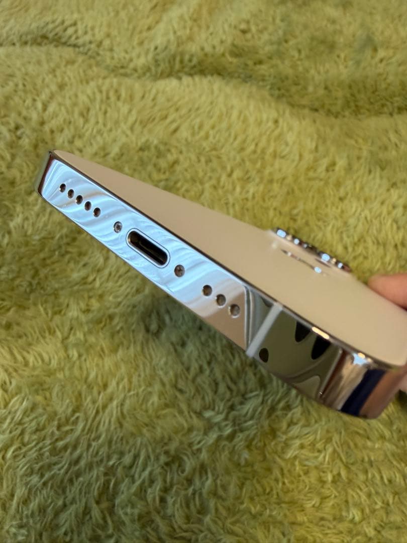 Apple iPhone 14 Pro 128GB シルバー