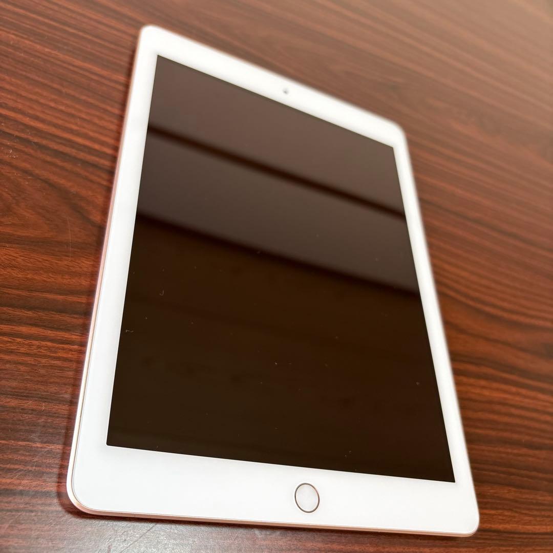 iPad 第6世代 32GB WiFiモデル　ピンクゴールド