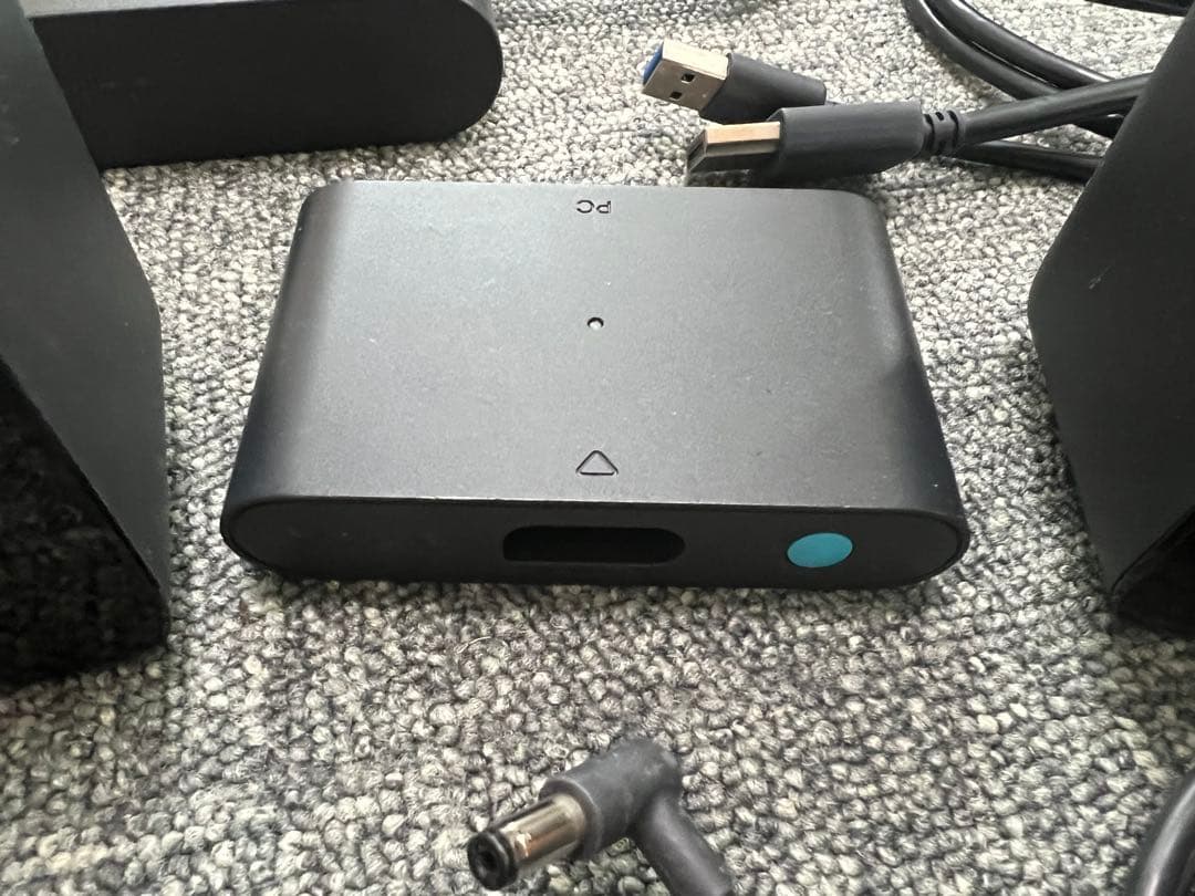 HTC Vive Pro 一式 (HMDのスピーカーとフェイスクッションなし)