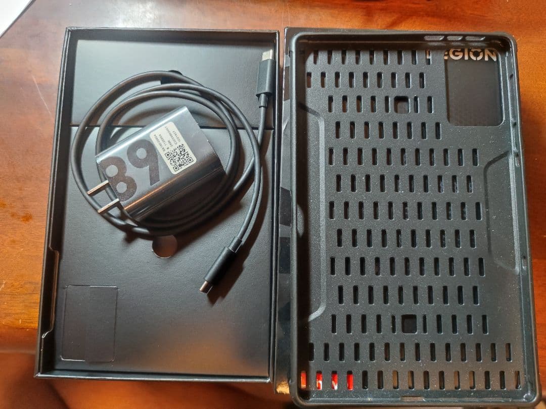 Lenovo Legion y700 gen3 本体 + 付属品