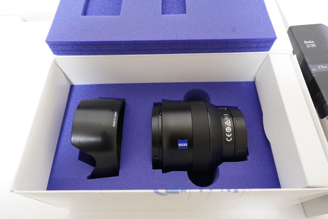 Zeiss Batis 2/25 単焦点レンズ