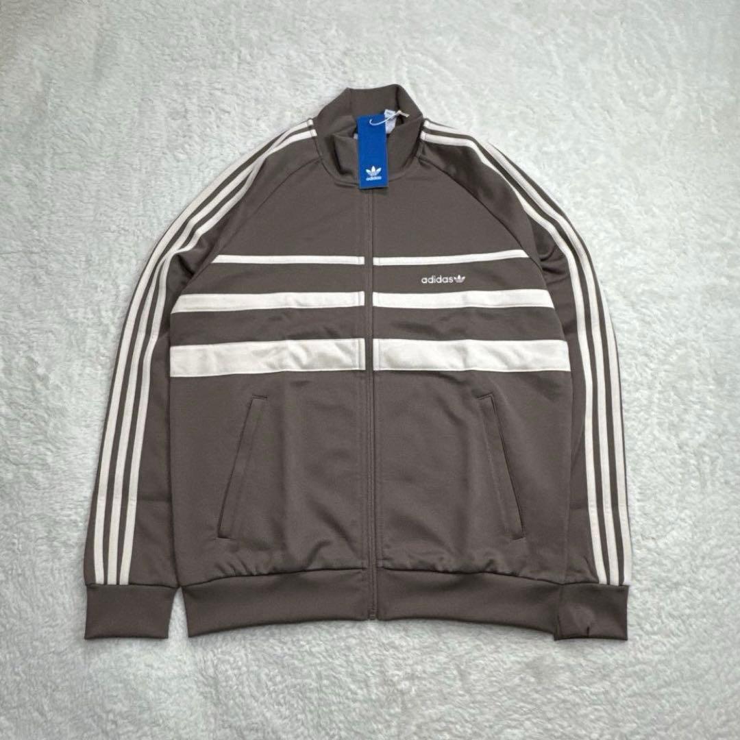 タグ付き【未使用品】販路限定 FIRST TRACKファースト トラック トップ