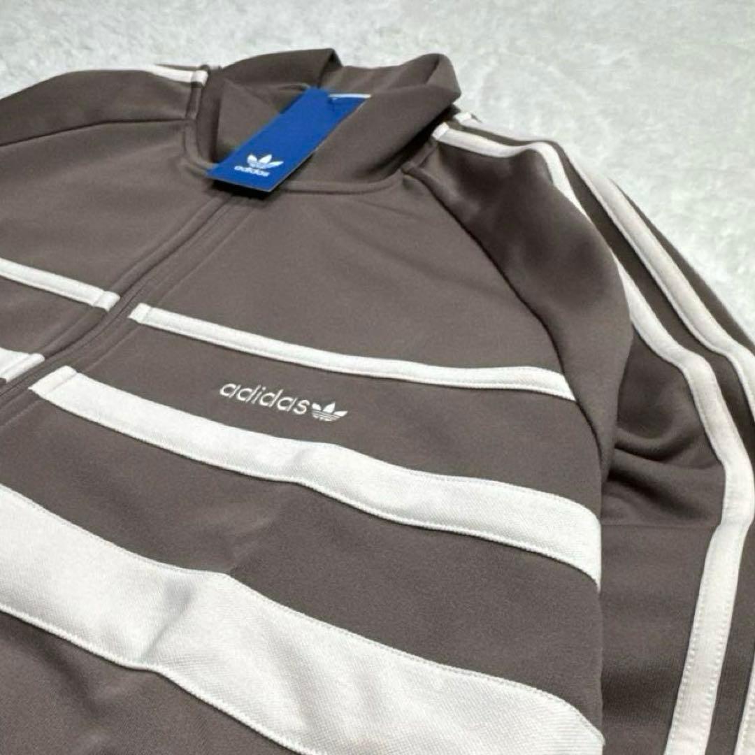 タグ付き【未使用品】販路限定 FIRST TRACKファースト トラック トップ