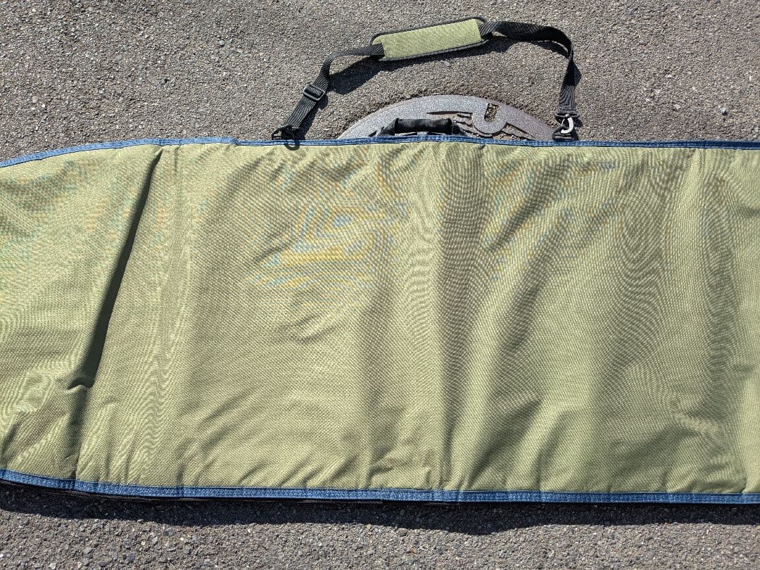 ホリースモーク　サーフボードハードケース　7'6ミッドレングスサイズ