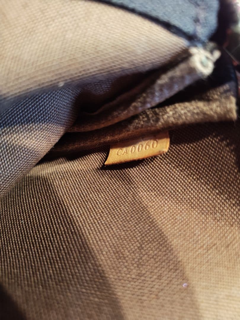 Louis Vuitton 　ルイヴィトン　ショルダーバッグ