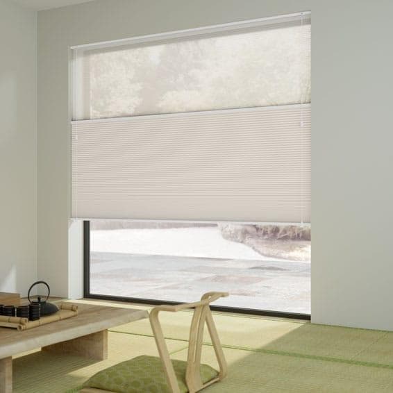 未使用　ハニカムシェード シアーアイボリー 130×210