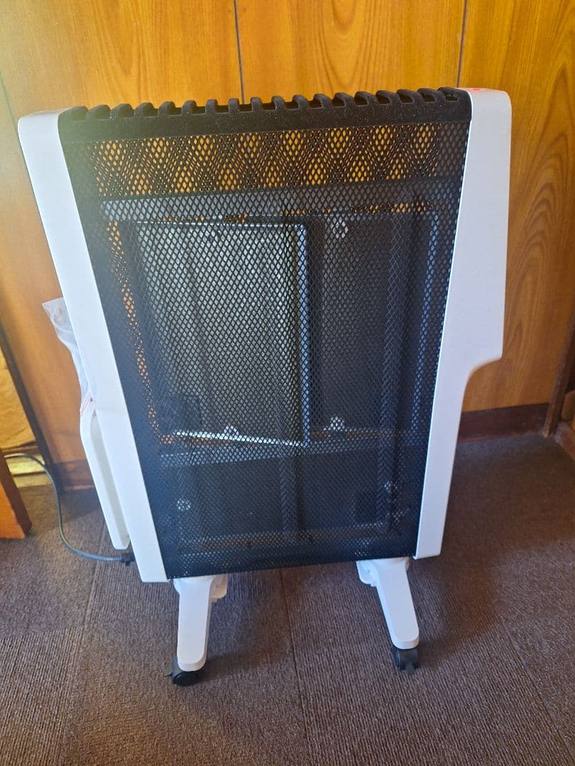 siroca 遠赤軽量ヒーターかるポカ　ホワイトSN-M451 リモコン付き