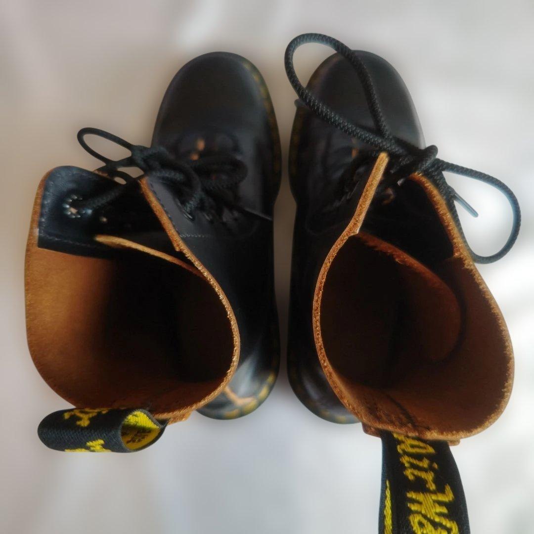 希少英国製 完全復刻モデルドクターマーチン茶芯 8ホールブーツ23.0〜23.5