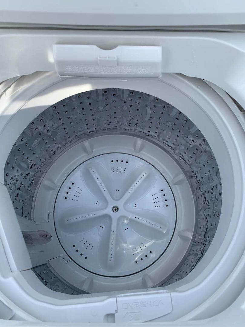 送料設置無料　YAMADA 洗濯機　YWM-T60A1