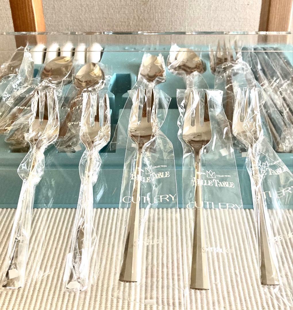 【匿名配送】高品質カトラリーセット　ステンレス18-12 ４２ピース