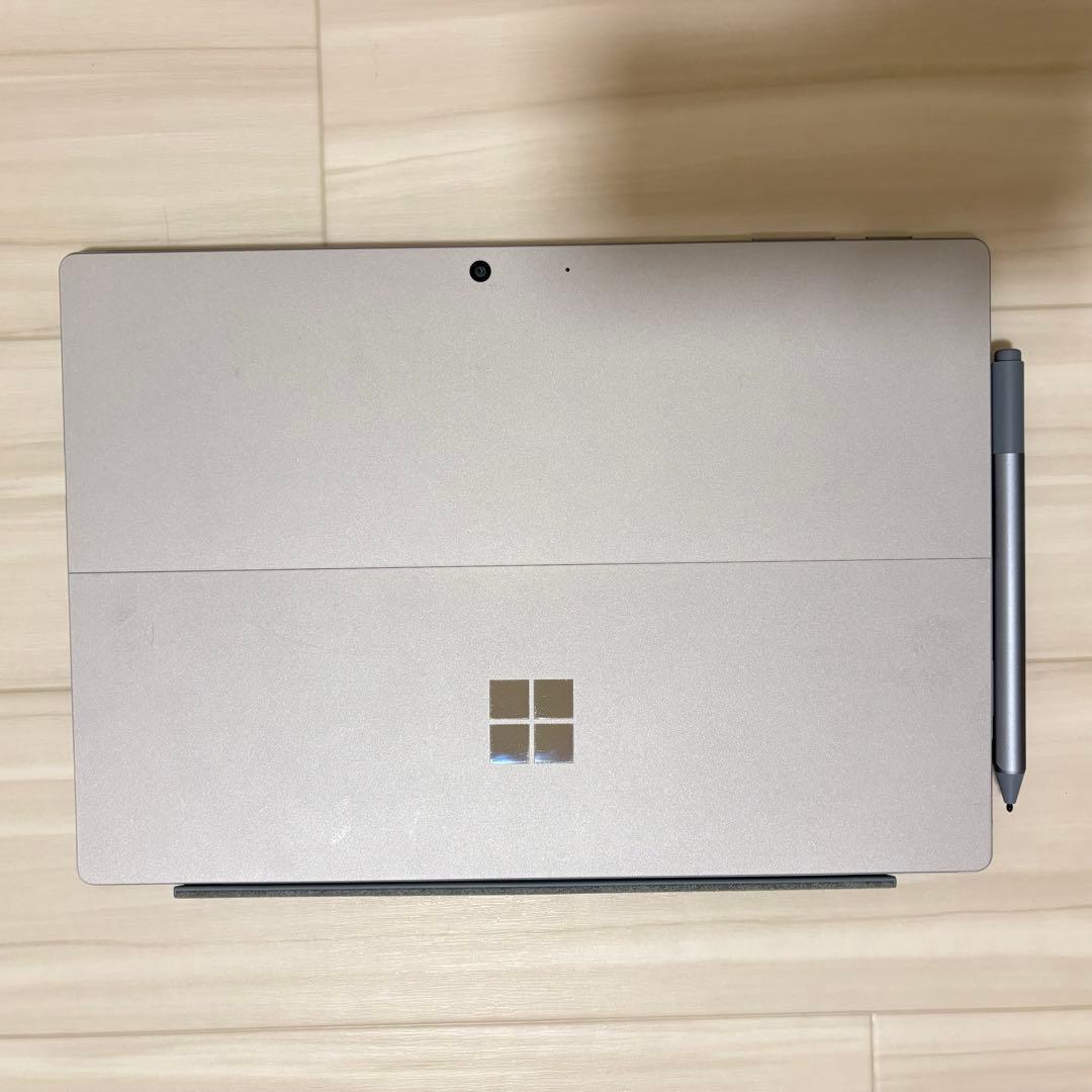 《Surface Pro 7》Core i7／メモリ16GB／SSD256GB
