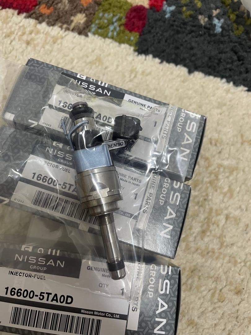 日産セレナC27のインジェクター4本