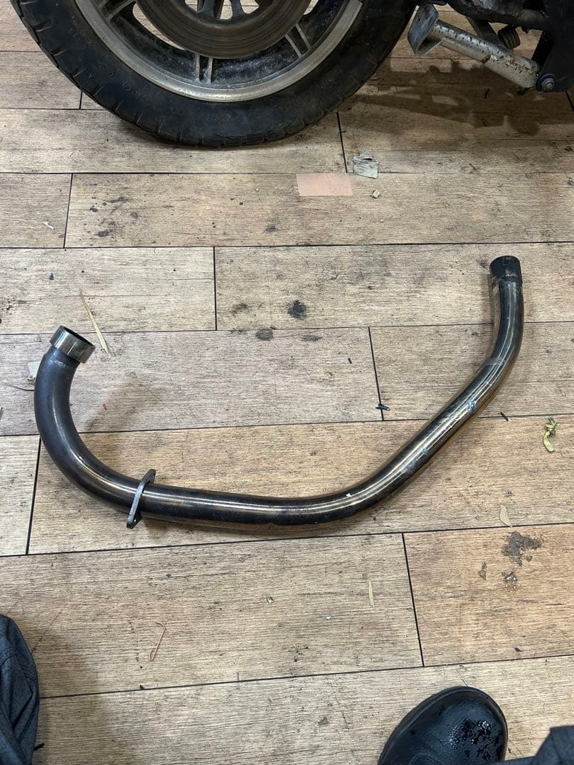 sr400用！！　ステンレスマフラー　エキパイ