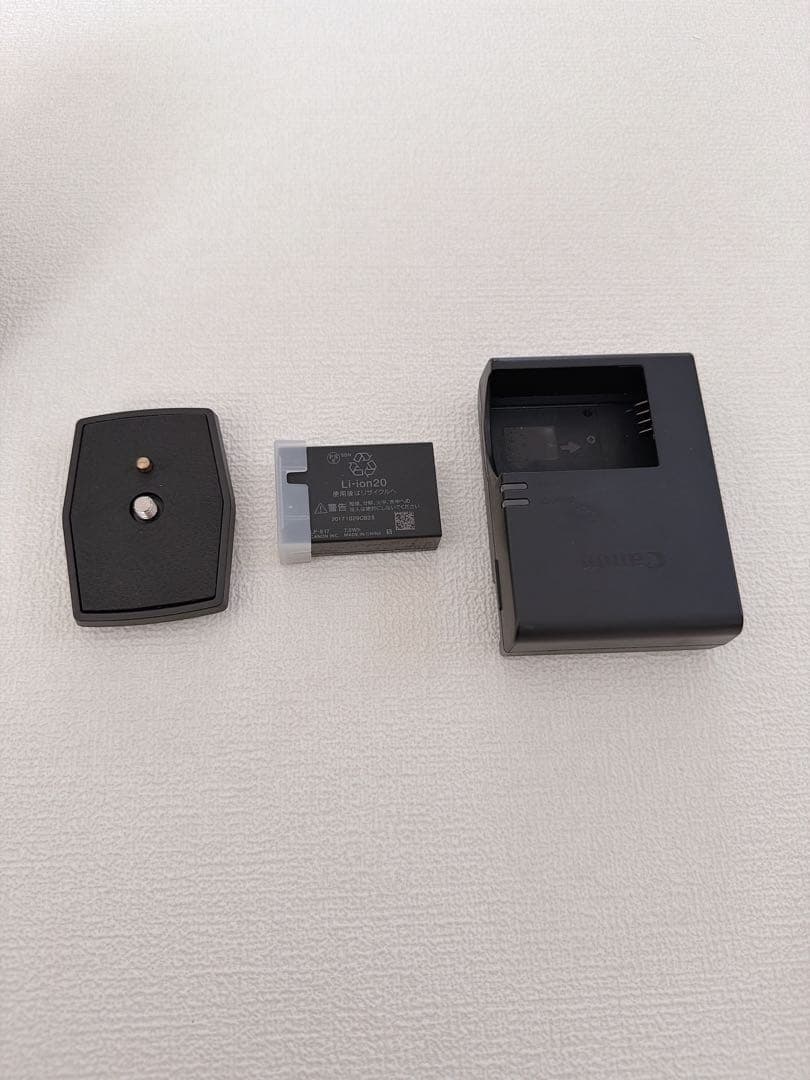 【美品】CANON EOS 9000D 一眼レフカメラ